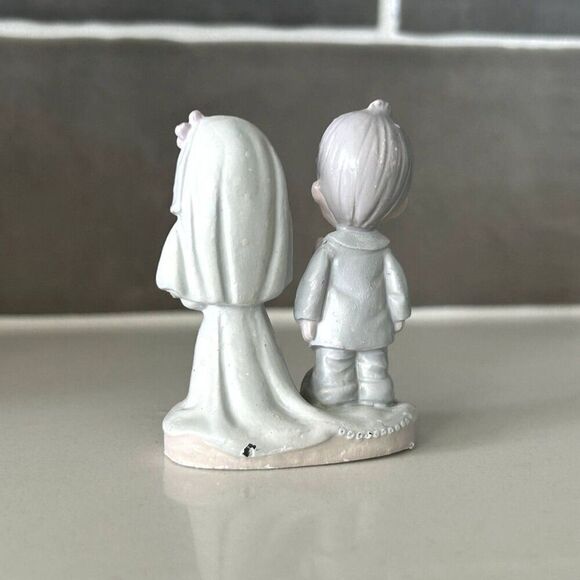 1990 Precious Moments figurine The Lord bless and Keep You Wedding Cake Topper - Picture 2 of 7